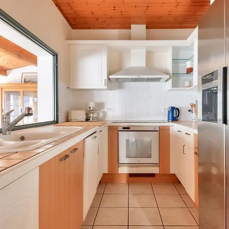 Casa vacanze Piscine, 600m De La Plage, 6 Adultes 4 Enfants La Guérinière