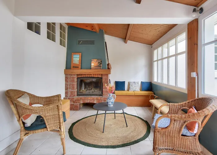 Casa de Férias Piscine, 600m De La Plage, 6 Adultes 4 Enfants *