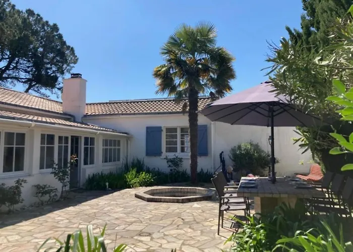 Casa de Férias Piscine, 600m De La Plage, 6 Adultes 4 Enfants