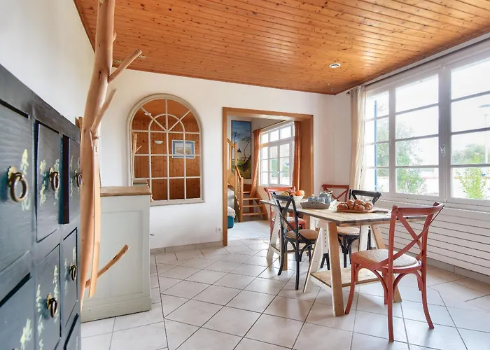 Casa de Férias Piscine, 600m De La Plage, 6 Adultes 4 Enfants *